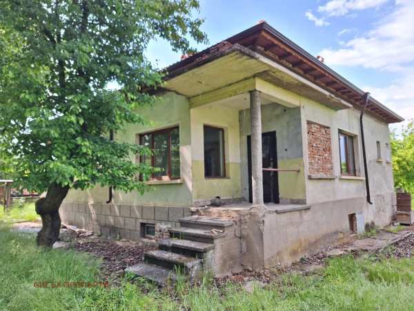 Продава къща, гр. червен бряг, област плевен