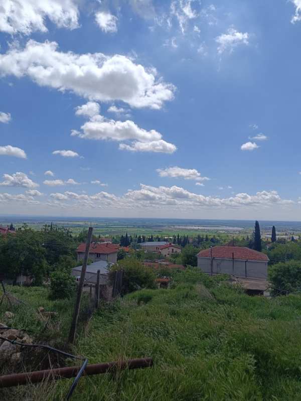 Продава  къща с. Хрищени, област Стара Загора
      56 кв.м
