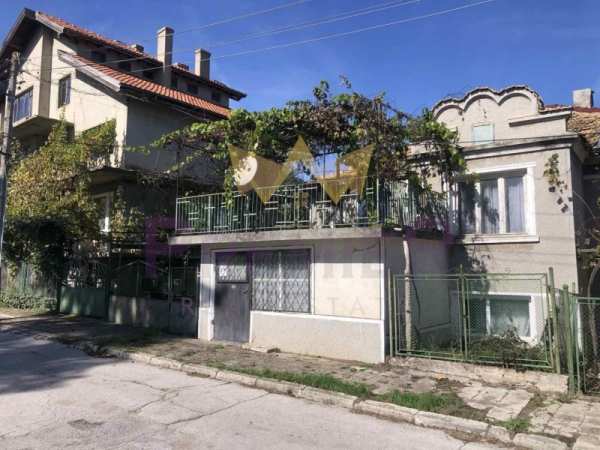 Продава къща, гр. вълчи дол, област варна