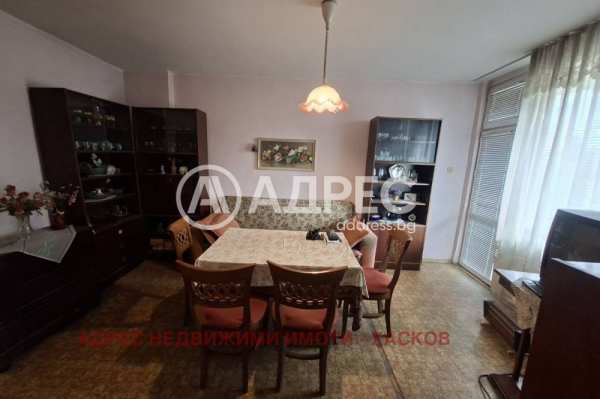 Продава 3-стаен, гр. хасково, дружба 1