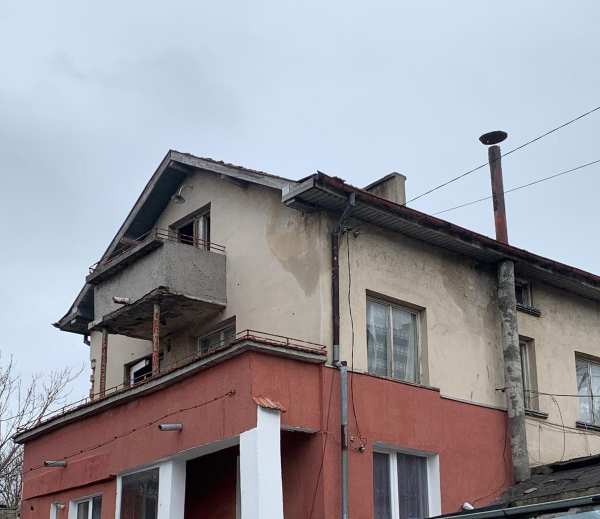 Продава къща, гр. сливница, област софия област