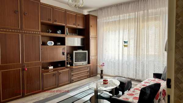 Продава 2-стаен, гр. габрово, трендафил 2