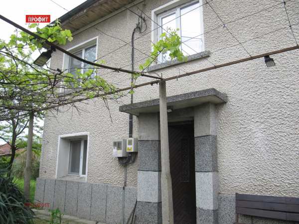 Продава къща, с. труд, област пловдив