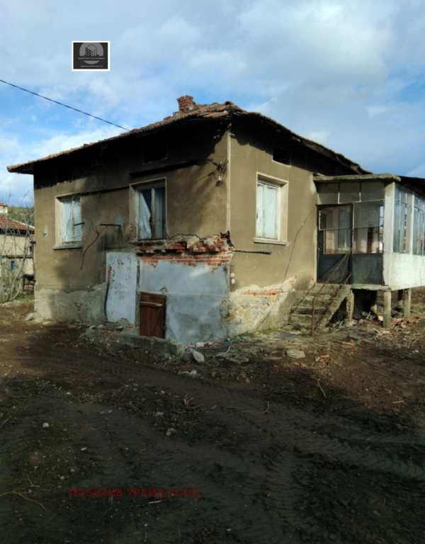 Продава къща, гр. кочериново, област кюстендил
