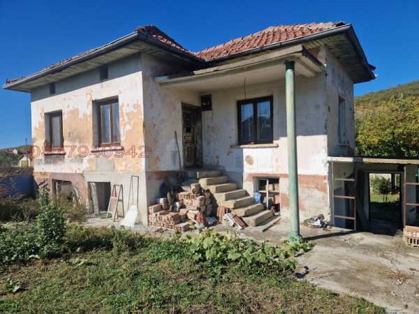 Продава къща, с. петко славейков, област габрово