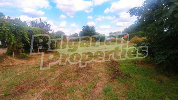 Продава парцел, с. знаменосец, област стара загора