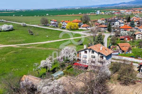 Продава къща, с. петково, област софия област