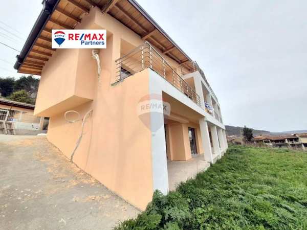 Продава къща, с. рогачево, област добрич