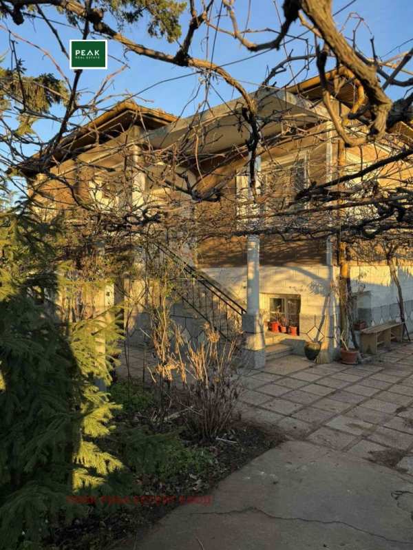 Продава къща, гр. септември, област пазарджик