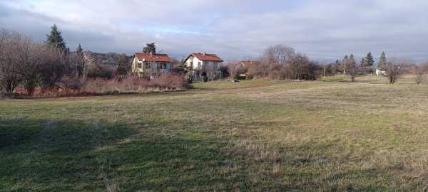 Продава парцел, с. вакарел, област софия област