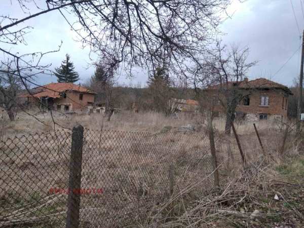 Продава парцел, с. рельово, област софия област