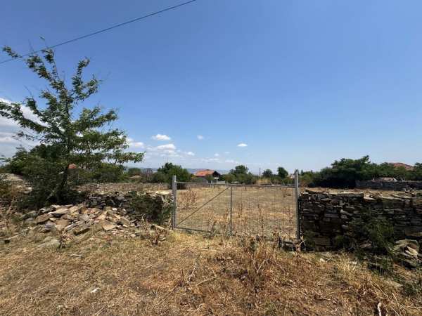 Продава парцел, с. искра, област бургас