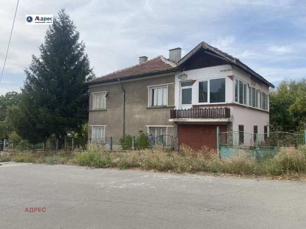 Продава къща, гр. грамада, област видин