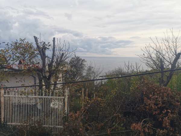 Продава вила, с. осеново, област варна