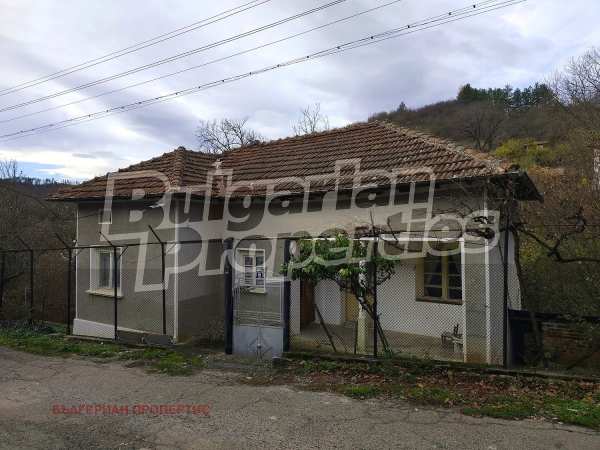 Продава къща, с. голям извор, област ловеч
