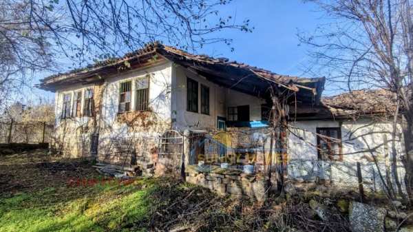 Продава  къща с. Церова кория, област Велико Търново
      90 кв.м