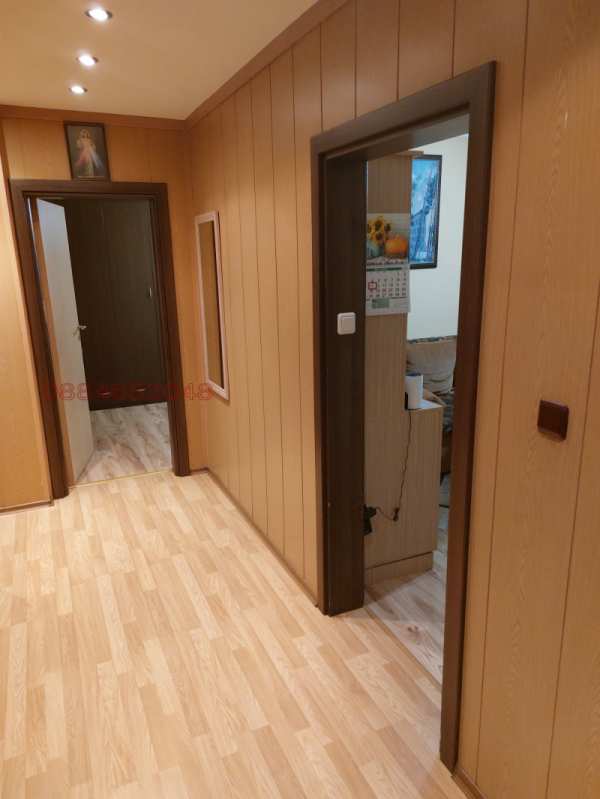 Продава 4-стаен, гр. пещера, област пазарджик