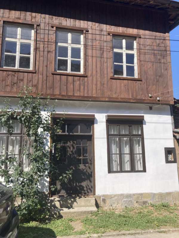 Продава къща, с. черни осъм, област ловеч