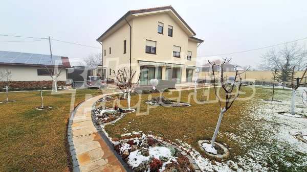 Продава къща, с. црънча, област пазарджик