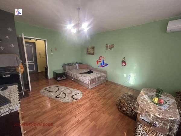 Продава 1-стаен, гр. шумен, 5-ти полк