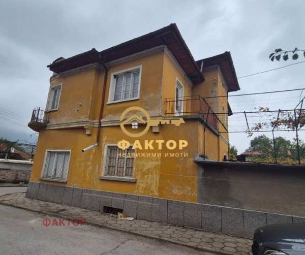 Продава къща, с. устина, област пловдив
