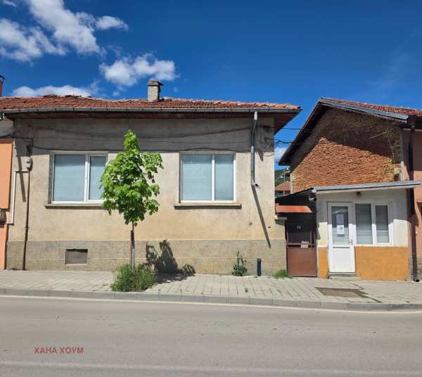 Продава къща, гр. троян, област ловеч