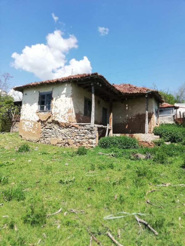 Продава къща, с. поцърненци, област перник