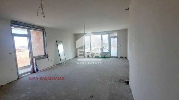 Продава 4-стаен, гр. софия, лагера