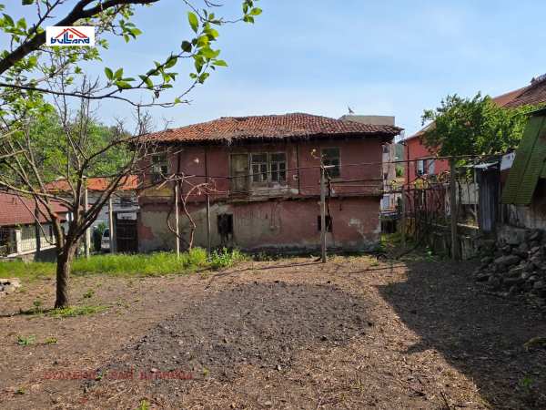 Продава къща, гр. бобошево, област кюстендил