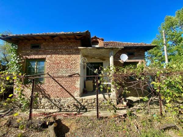 Продава къща, с. михалци, област велико търново