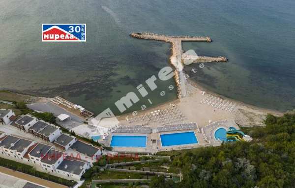 Продава парцел, с. топола, област добрич