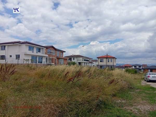 Продава парцел, с. гурмазово, област софия област