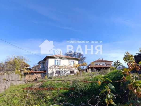 Продава къща, гр. калофер, област пловдив