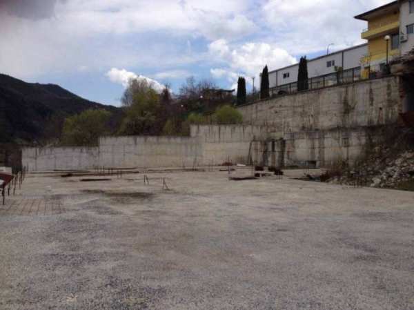 Продава парцел, с. баните, област смолян