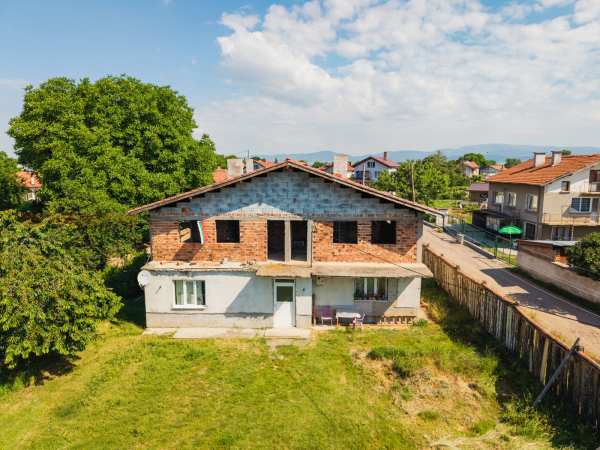 Продава къща, с. лесново, област софия област