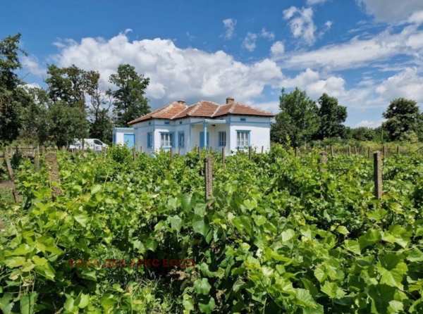 Продава къща, с. дропла, област добрич