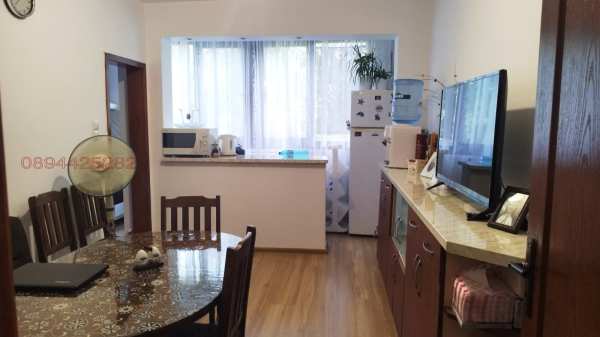 Продава 4-стаен, гр. свищов, област велико търново
