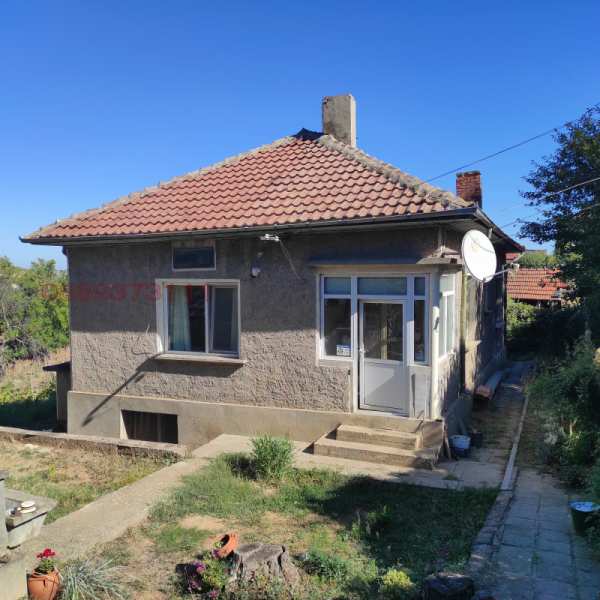 Продава къща, гр. никопол, област плевен