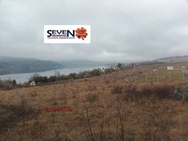 Продава парцел, с. лобош, област перник