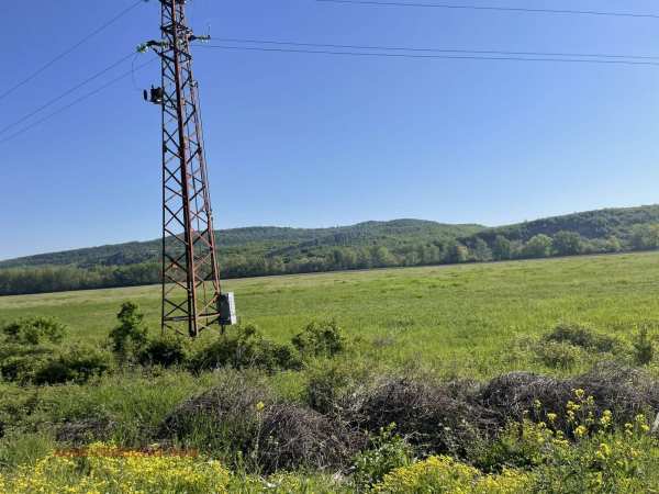 Продава парцел, гр. ловеч, широк център