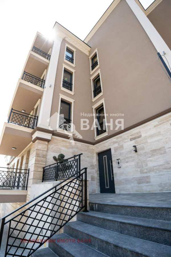 Продава 3-стаен, гр. карлово, област пловдив