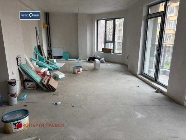 Продава 4-стаен, гр. плевен, широк център