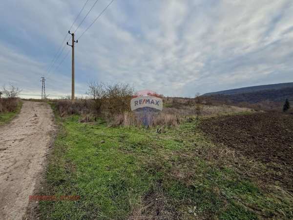 Продава парцел, гр. балчик, област добрич