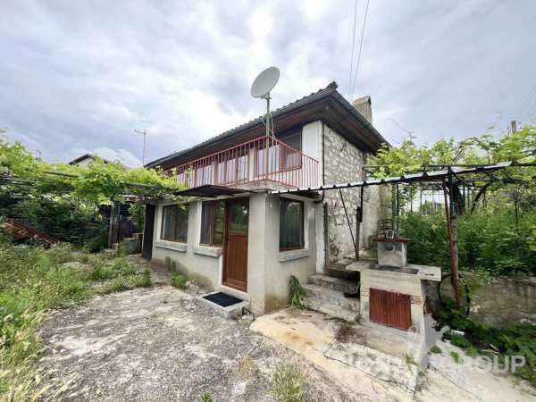 Продава къща, с. климентово, област варна