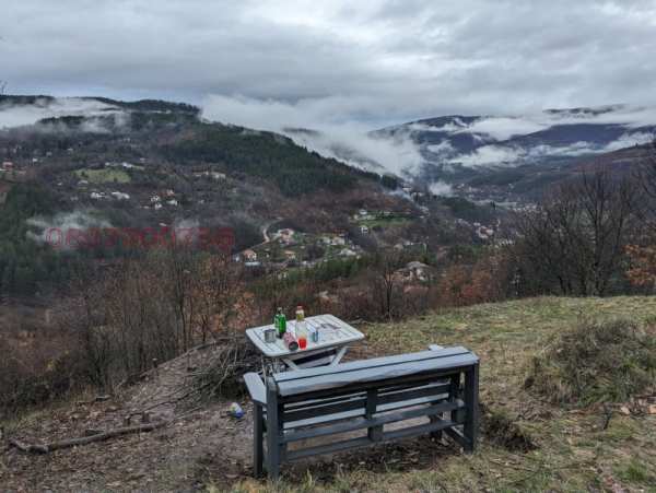 Продава парцел, с. свидня, област софия област