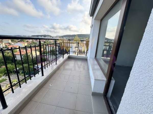 Продава  многостаен град Варна, Виница
      168 кв.м