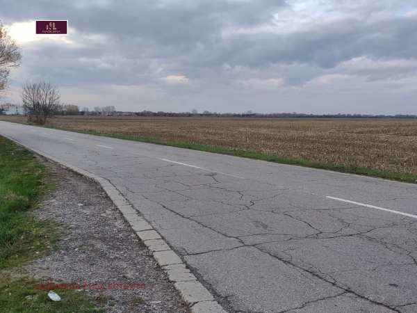 Продава парцел, с. равно поле, област софия област