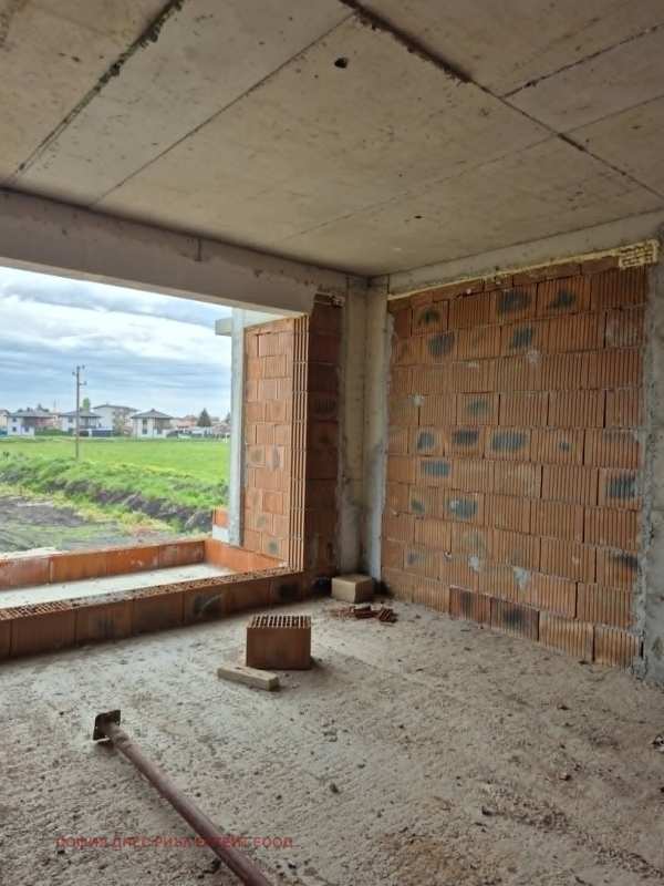 Продава къща, гр. костинброд, област софия област