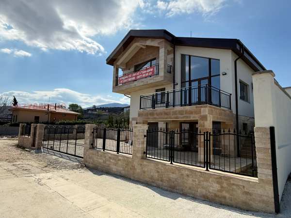 Продава къща, с. брестник, област пловдив