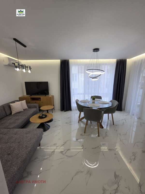 Дава под наем 2-стаен, гр. пазарджик, руски
